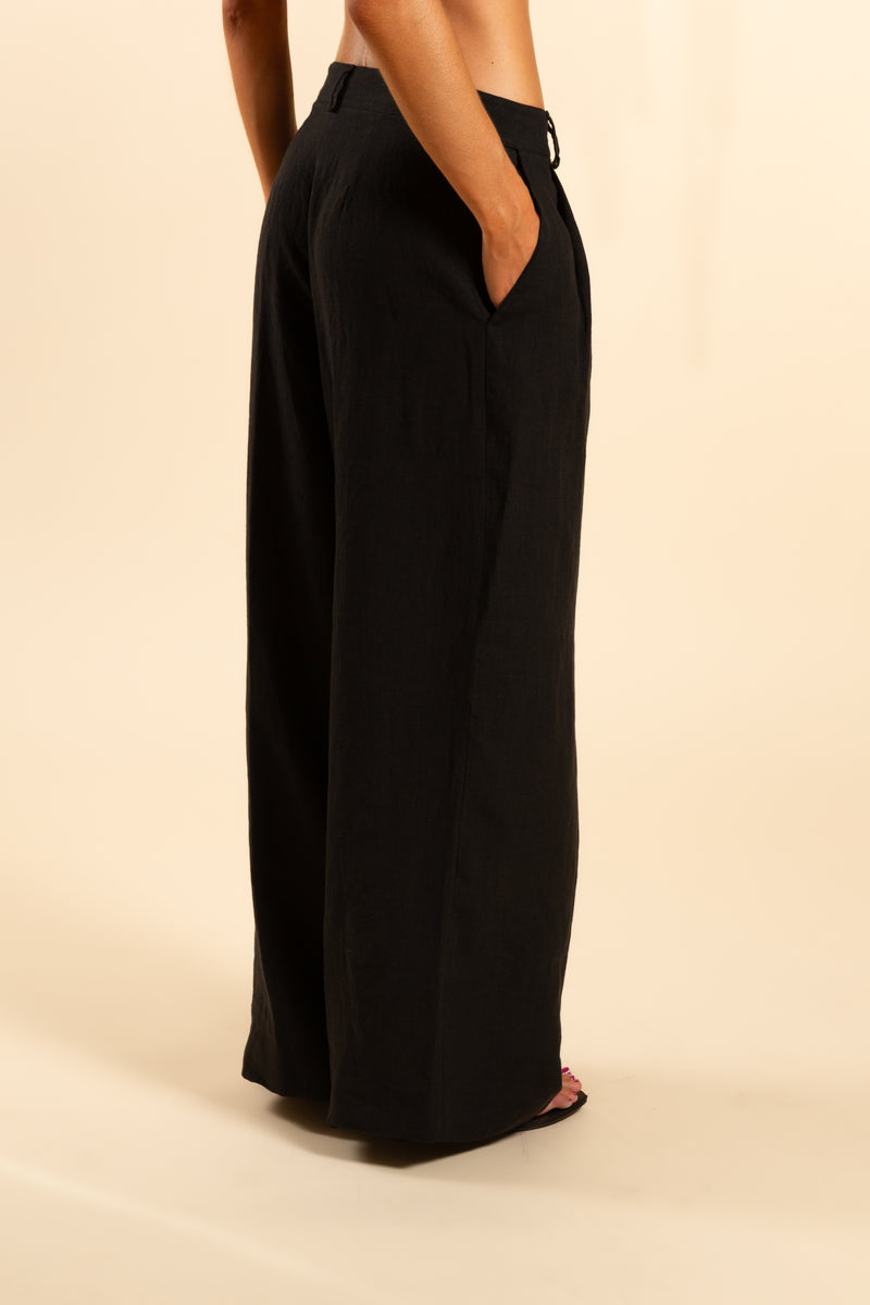 PM linen trousers