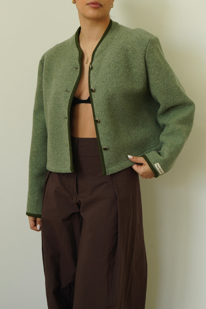 Cropped blazer 04