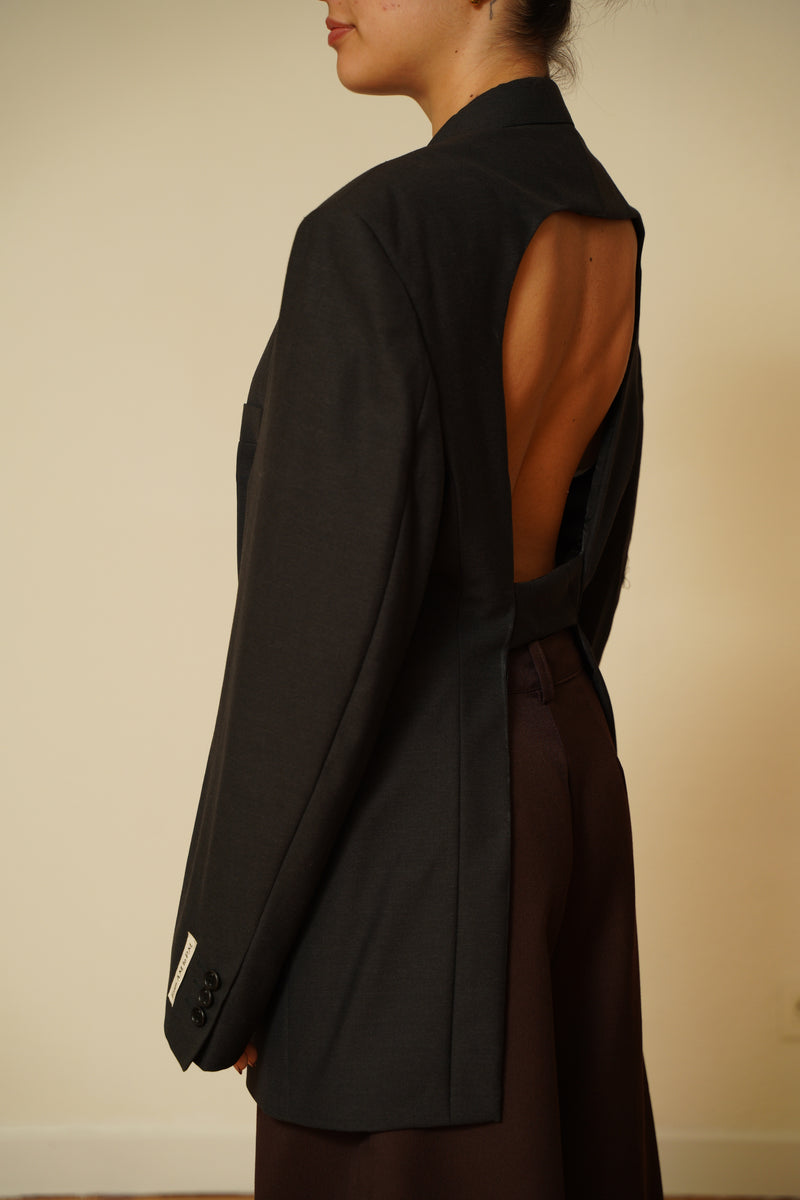 Open back blazer 002