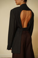 Open back blazer 002