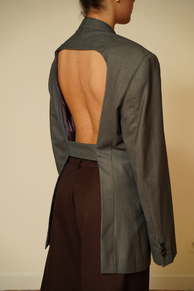 Open back blazer 004
