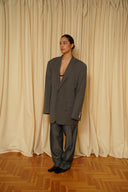 Blazer oversize asimétrica 018